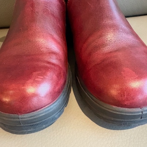 Blundstone Classic Women's sz US 9 premium leather Chelsea boots burgundy red - Picture 4 of 16